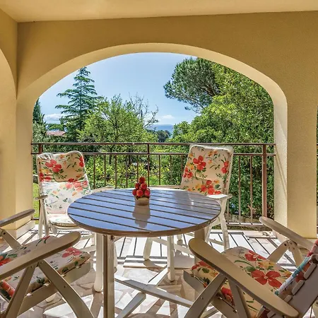 4 Bedroom Beautiful In *